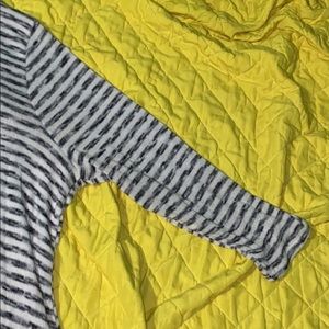 Stripped shirt with lace bottom